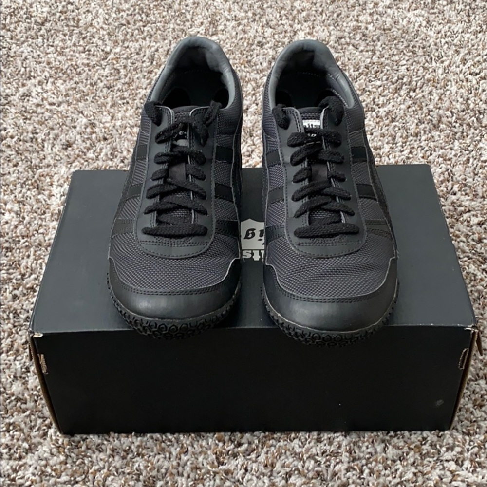 Onitsuka Tiger men’s sneakers
